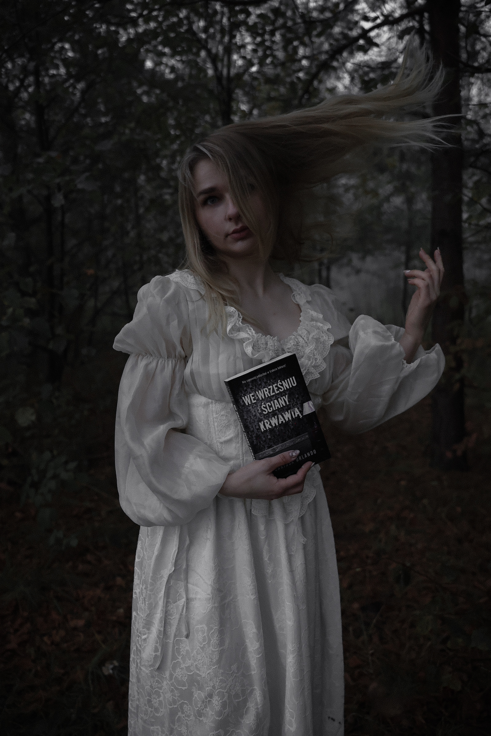 „We Wrześniu Ściany Krwawią” – Carissa Orlando