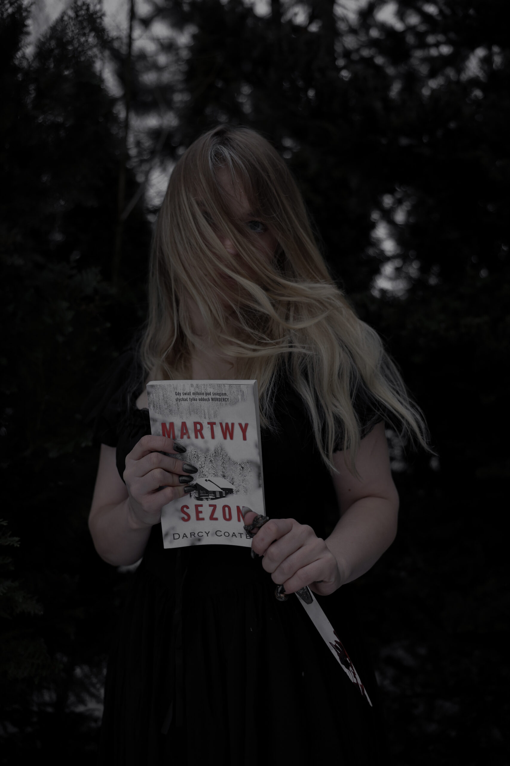 „Martwy sezon” – Darcy Coates