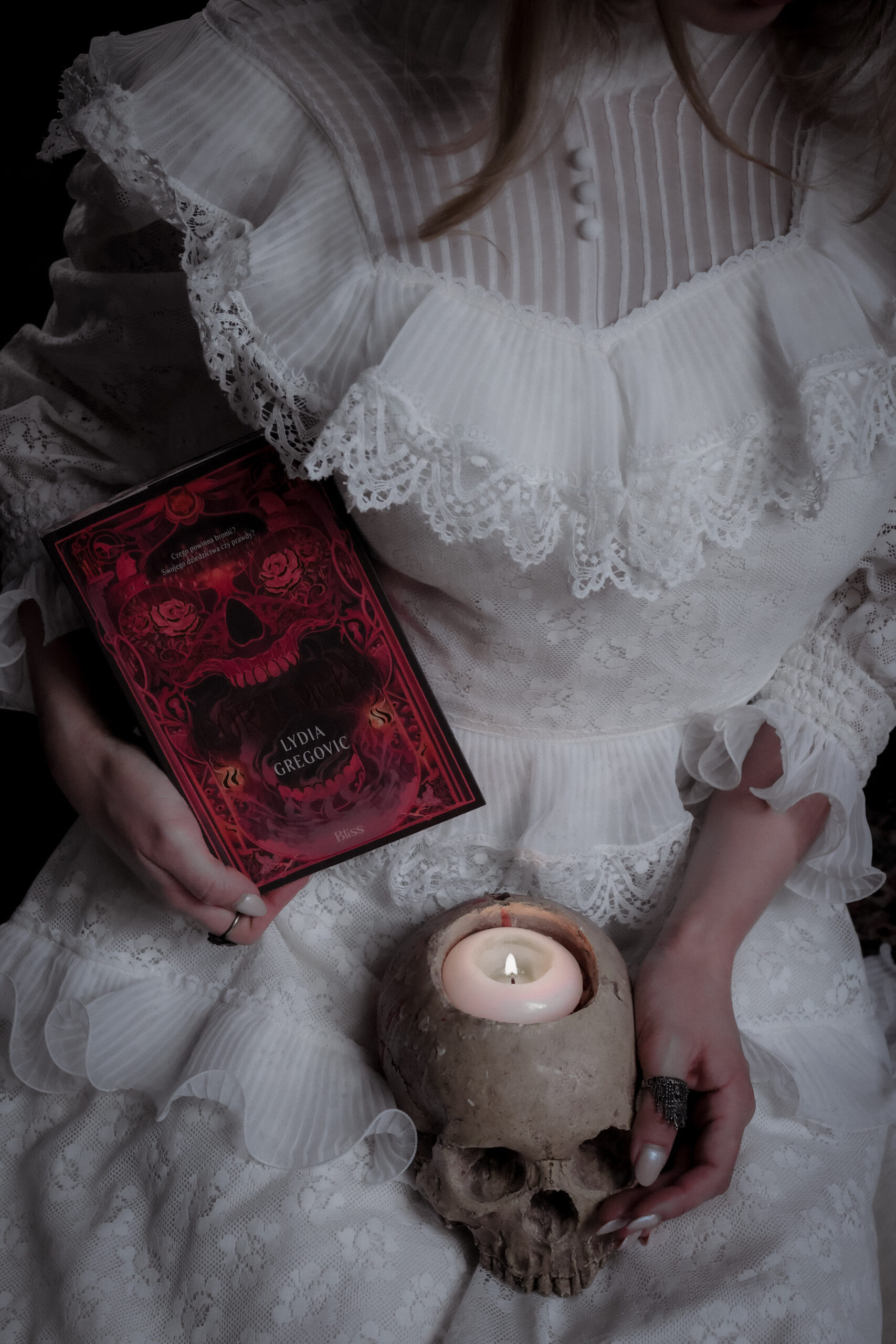 “Córki mgły” – Lydia Gregovic